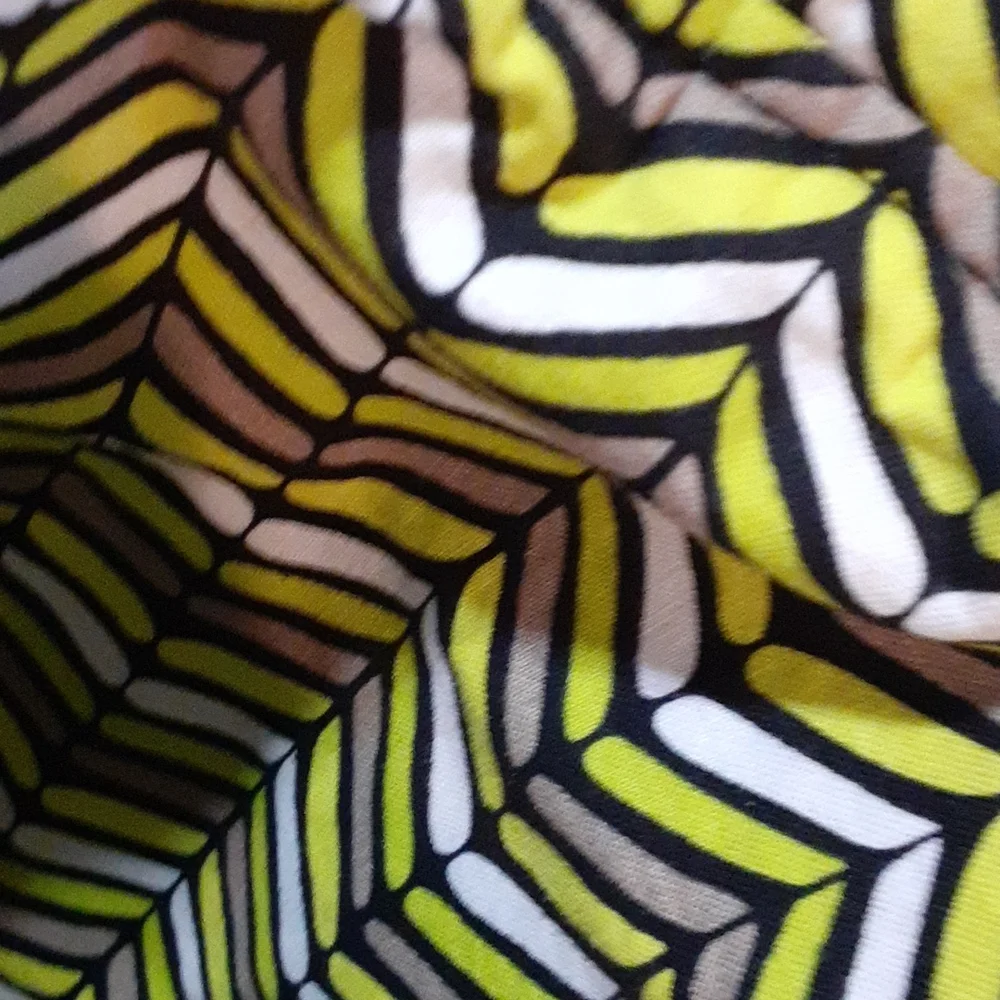 Vera Bradley Hipster....Excellent condition SOLD - Picture 4 of 7